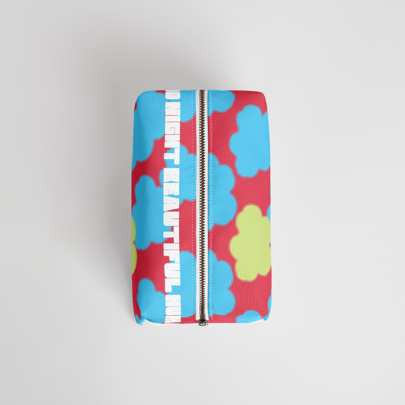 TOILETRY BAG CLOUD CANDY RED