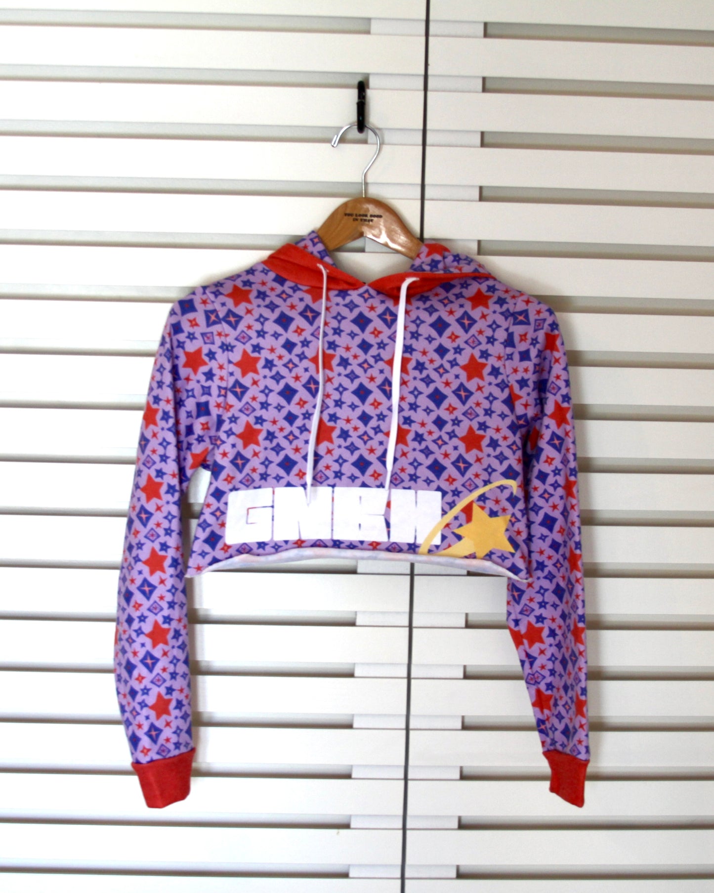 CROP HOODIE STAR POWER RED